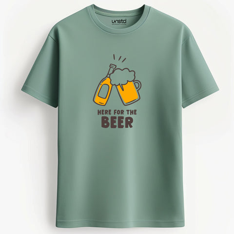 Here for the beer Plus Size T-Shirt