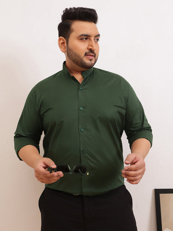 Madarian Collar Shirt in olive green