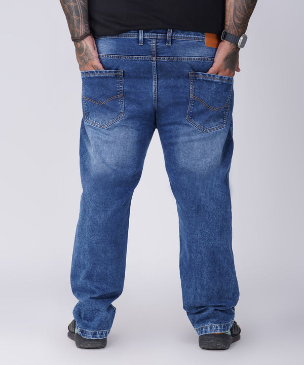 Men Blue Comfort Fit Jeans in -