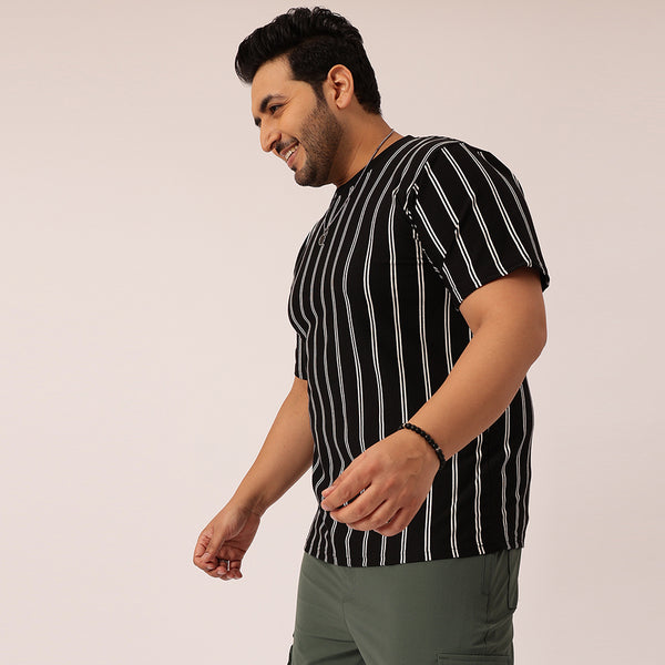 Black white Stripe Premium Round Neck T-shirt in Black