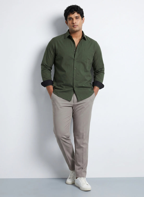 Contrast Collar Men Shirt in Green
