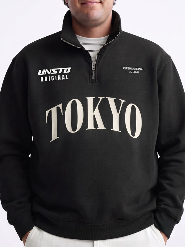 Tokyo Quarter-Zip Sweatshirt in Black