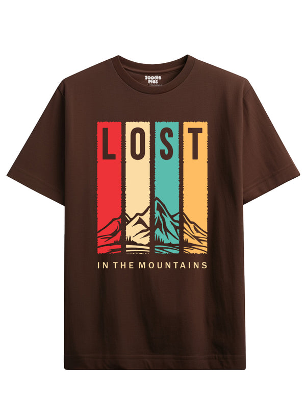 Lost in the mountains T-Shirt in Black