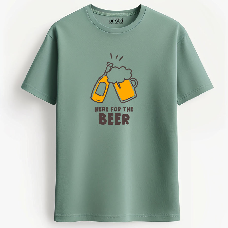 Here for the beer Plus Size T-Shirt